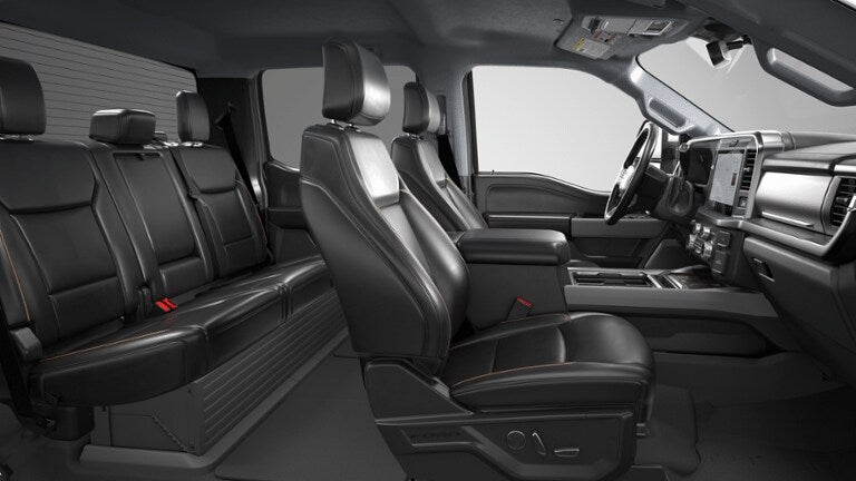 2026 Ford Super Duty F-350 DRW LARIAT