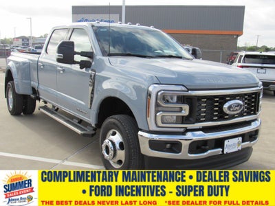 2026 Ford Super Duty F-350 DRW LARIAT