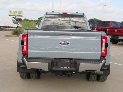 2026 Ford Super Duty F-350 DRW LARIAT