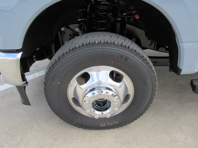 2026 Ford Super Duty F-350 DRW LARIAT