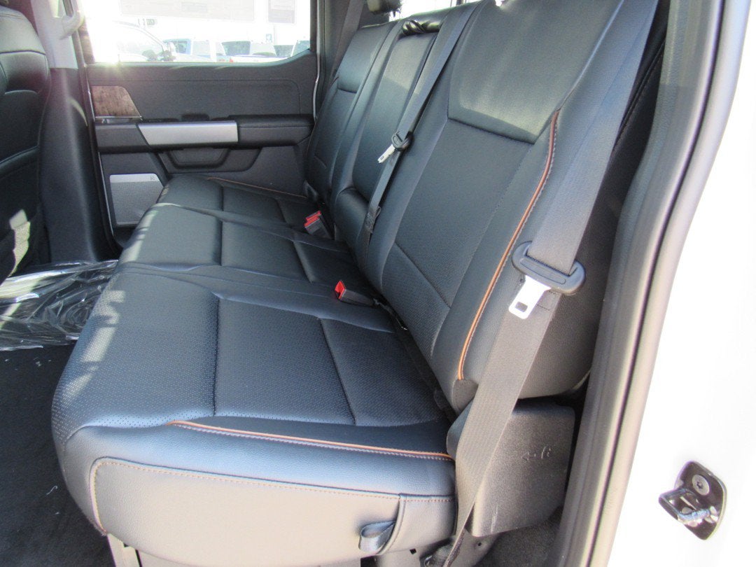 2026 Ford Super Duty F-350 DRW LARIAT