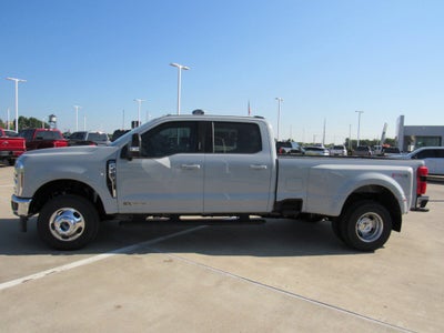 2026 Ford Super Duty F-350 DRW LARIAT