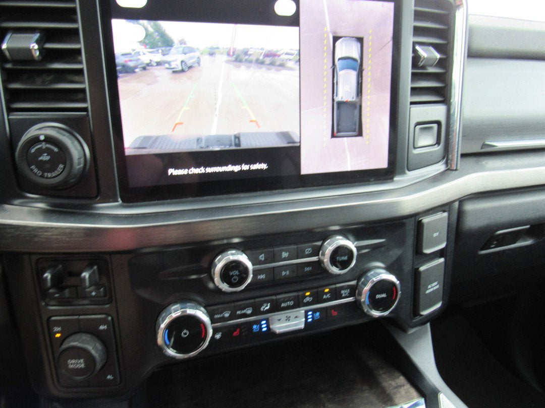 2023 Ford Super Duty F-350 DRW LARIAT