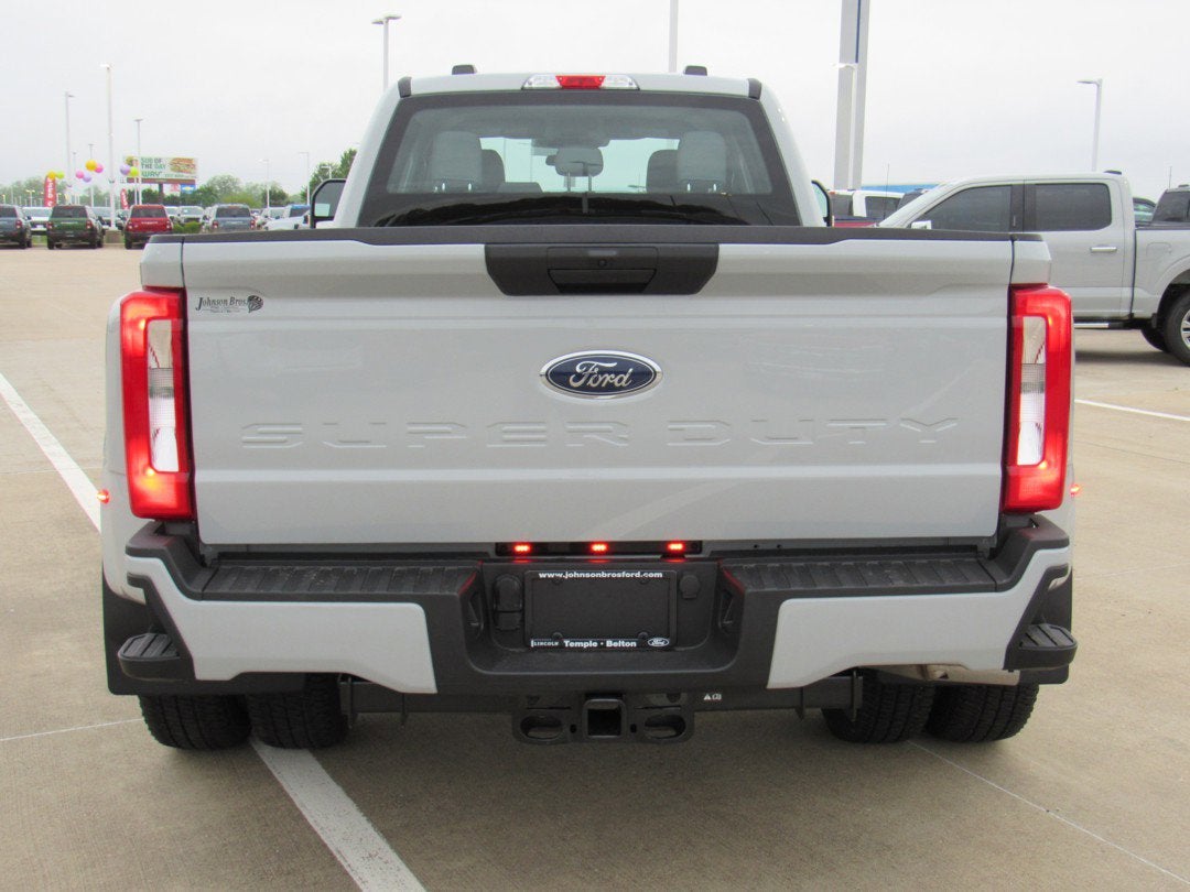 2026 Ford Super Duty F-350 DRW XL
