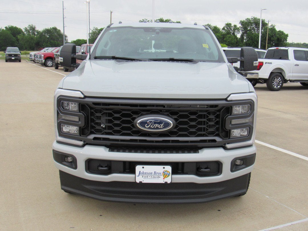 2026 Ford Super Duty F-350 DRW XL