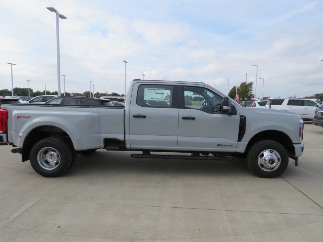 2026 Ford Super Duty F-350 DRW XL