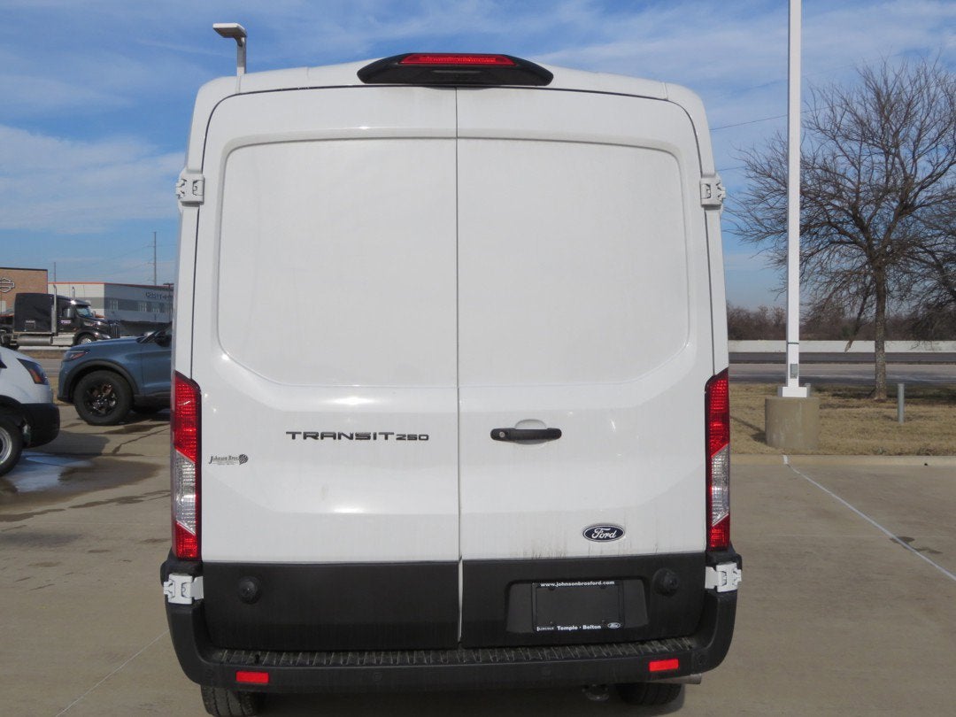 2026 Ford Transit Cargo Van Base