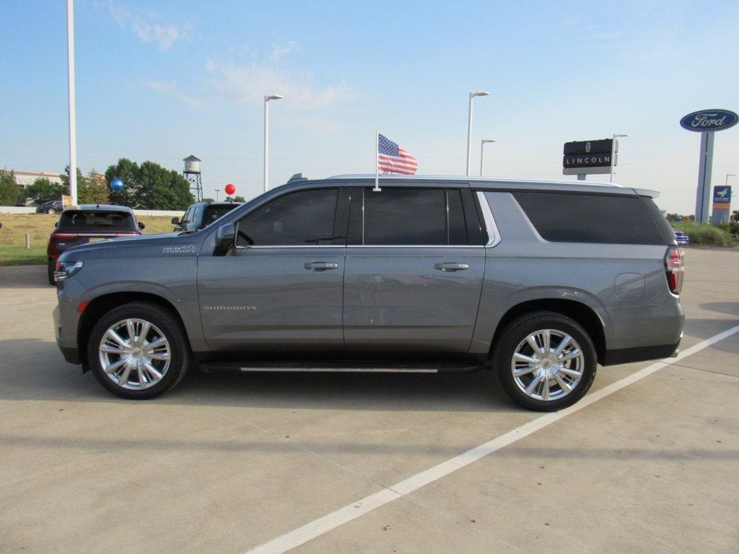 2021 Chevrolet Suburban High Country