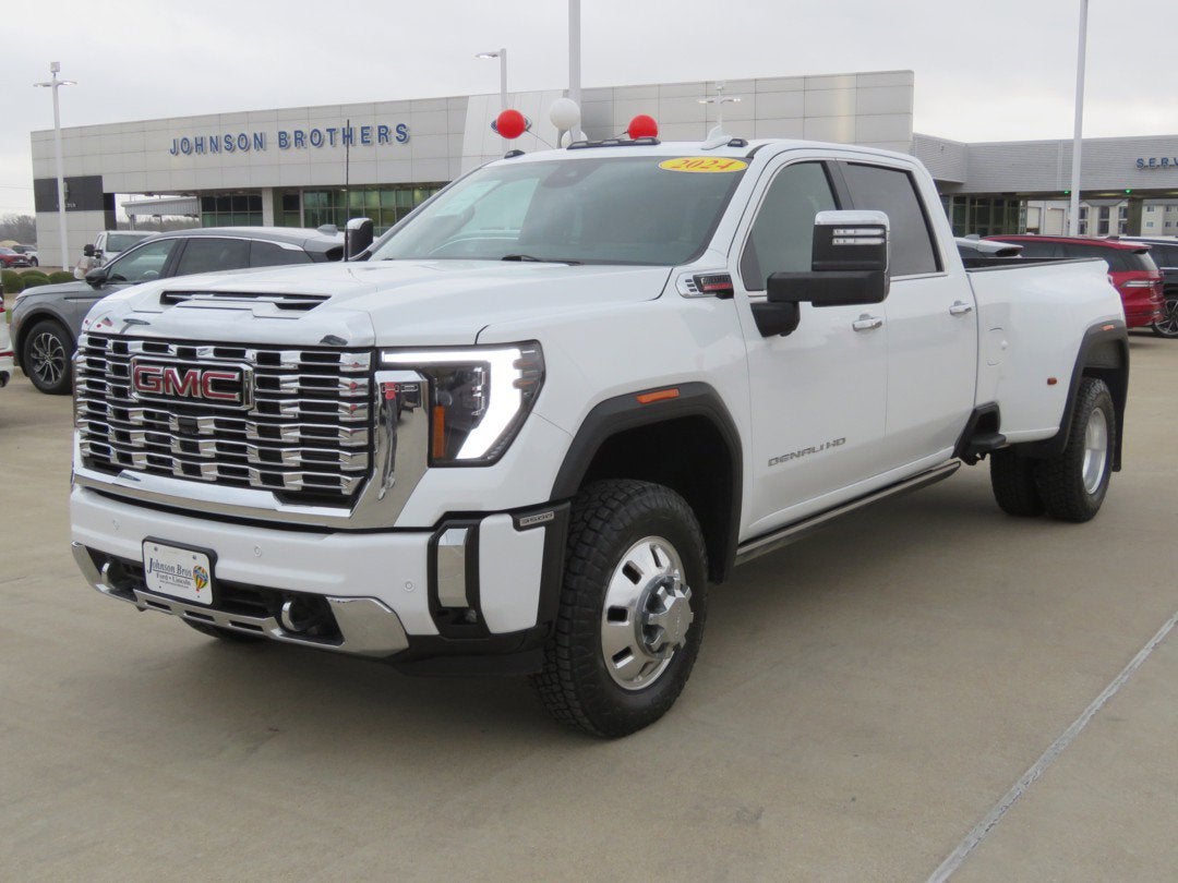 2024 GMC Sierra 3500HD Denali