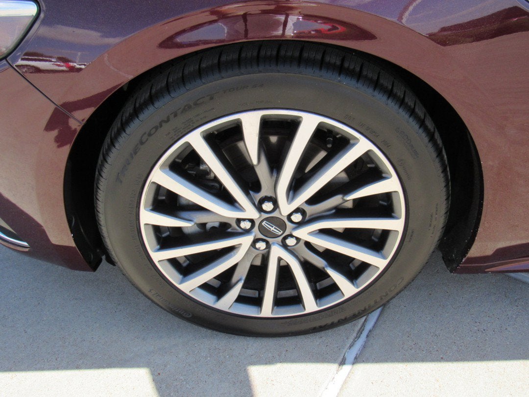 2018 Lincoln Continental Select