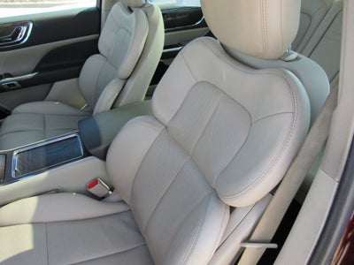 2018 Lincoln Continental Select