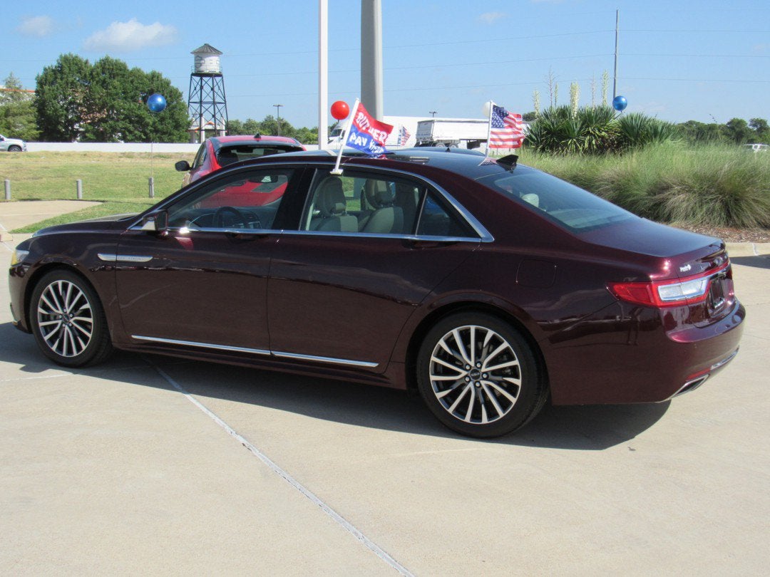 2018 Lincoln Continental Select