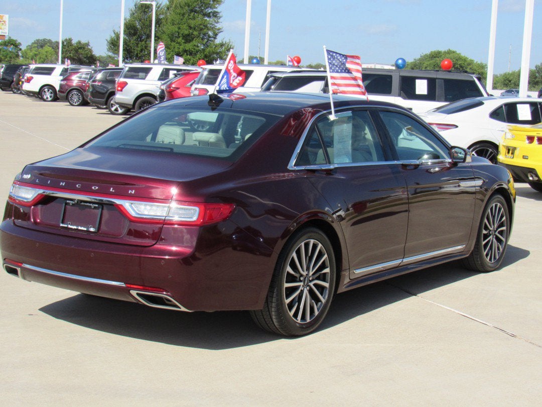 2018 Lincoln Continental Select