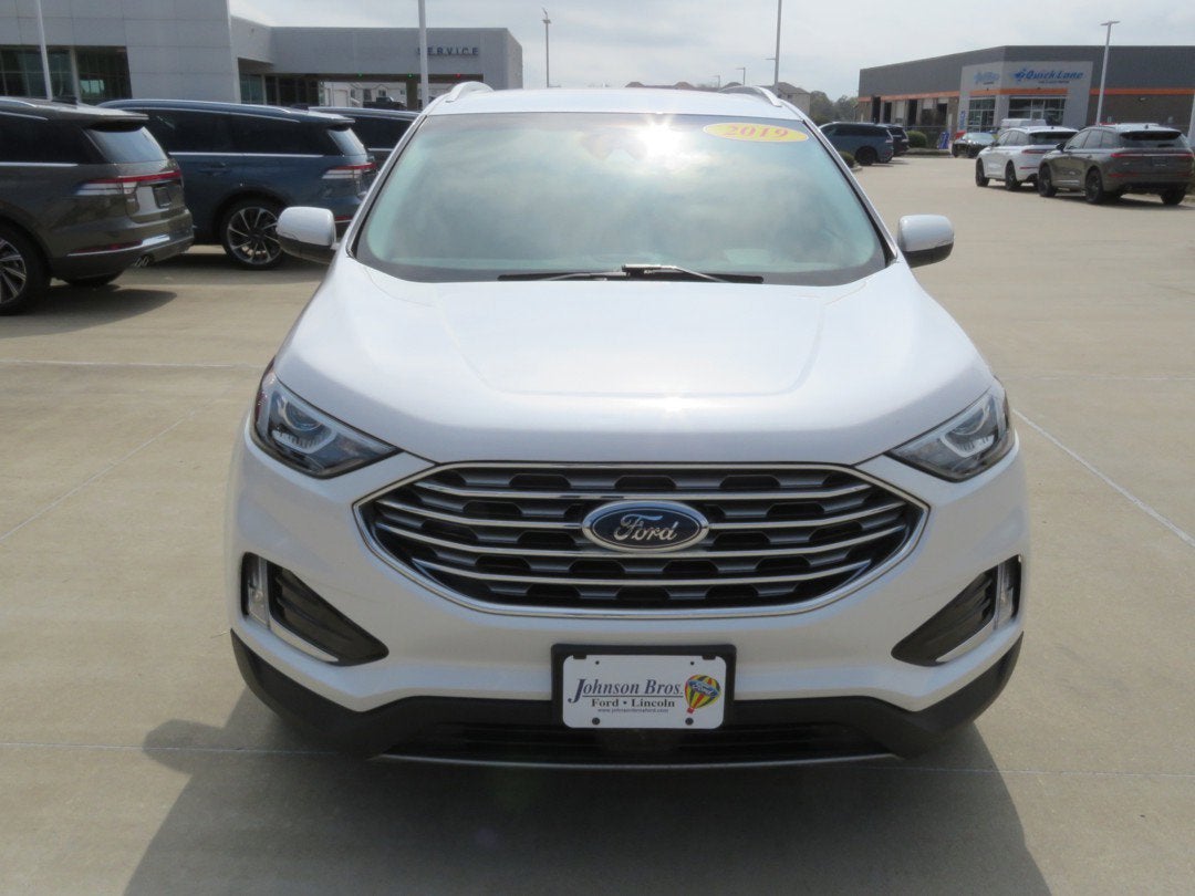 2019 Ford Edge Titanium