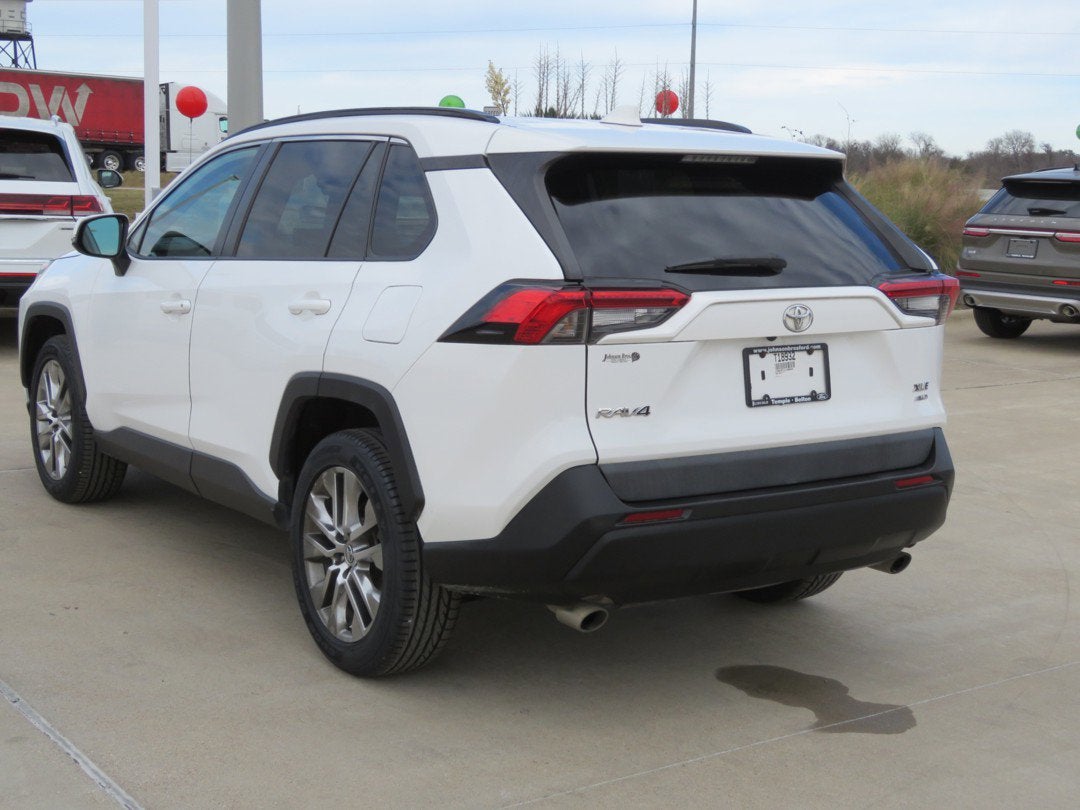 2020 Toyota RAV4 XLE Premium