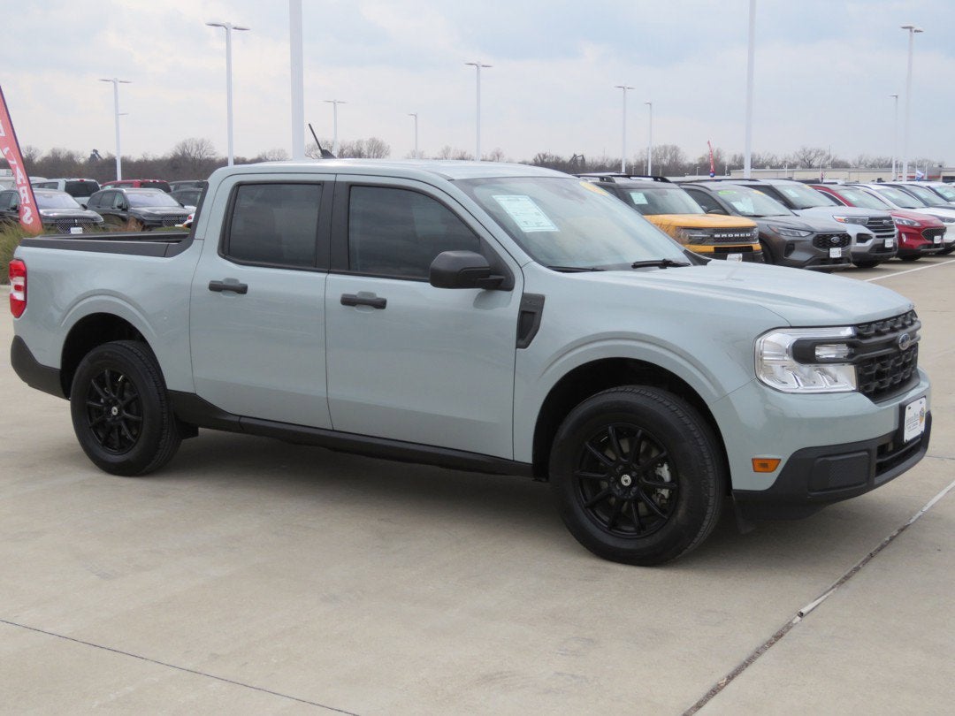 2023 Ford Maverick XL