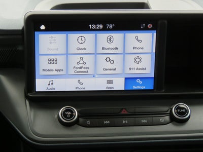 2023 Ford Maverick XL