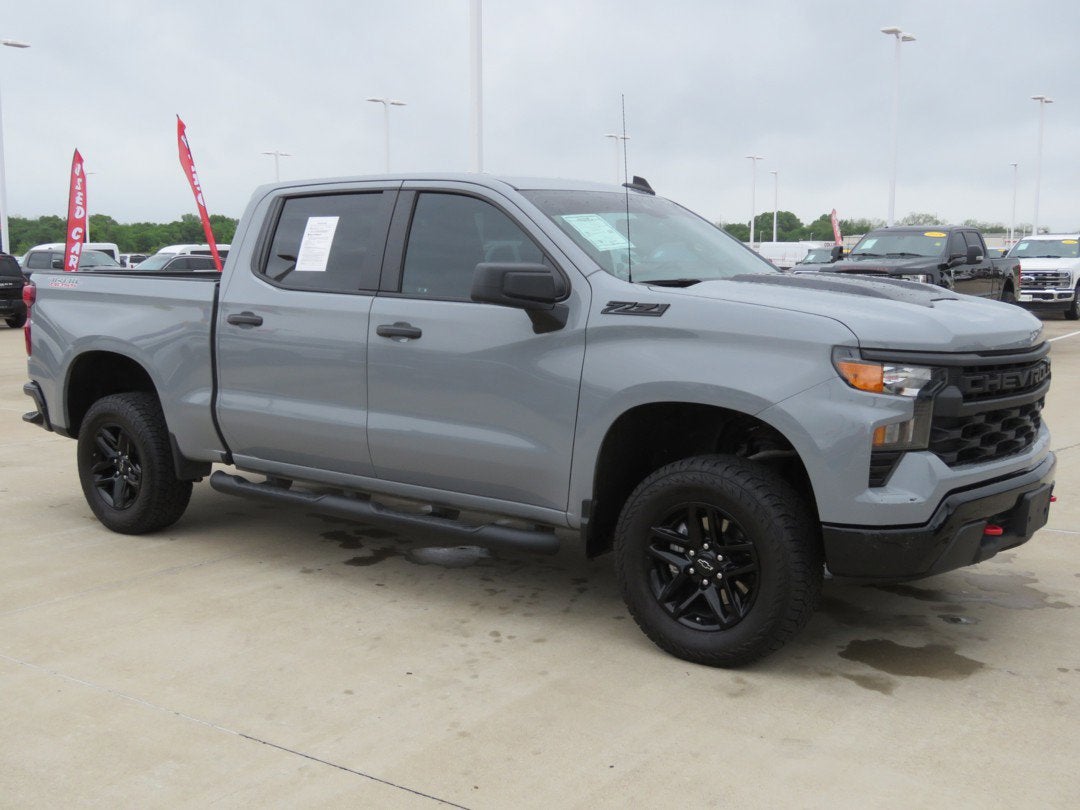 2024 Chevrolet Silverado 1500 Custom Trail Boss