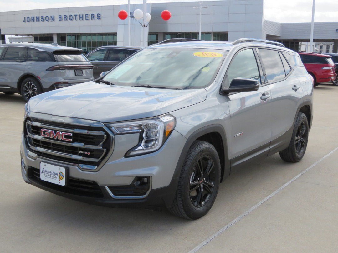 2024 GMC Terrain AT4