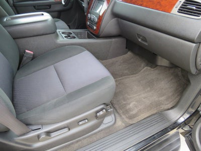2013 Chevrolet Avalanche LS