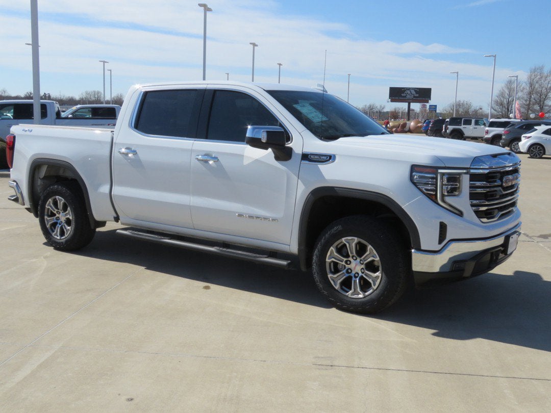 2022 GMC Sierra 1500 SLT