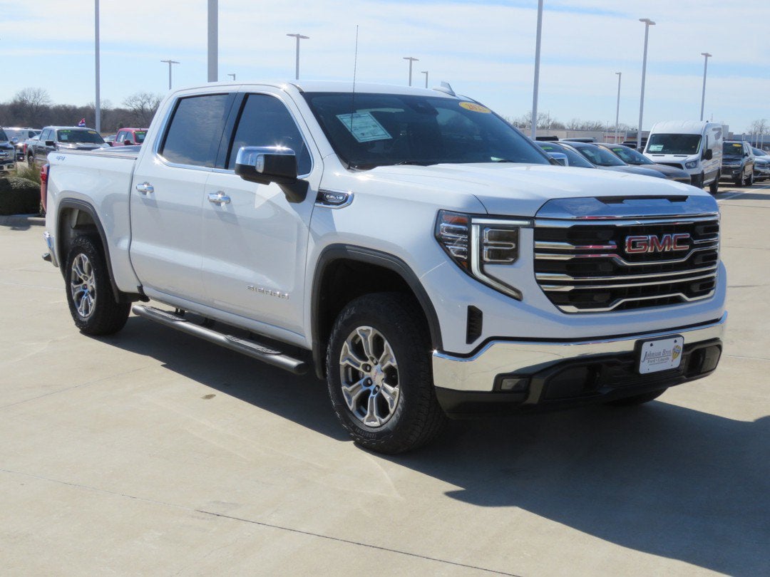 2022 GMC Sierra 1500 SLT