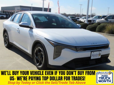2025 Kia K4 EX