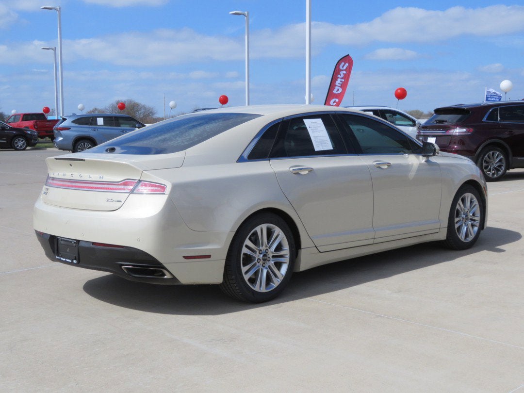 2016 Lincoln MKZ Base