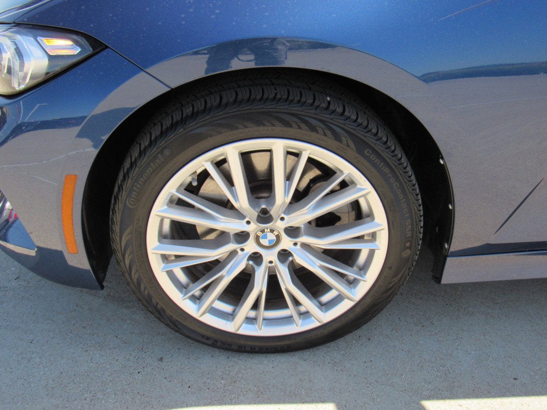 2024 BMW 3 Series 330i