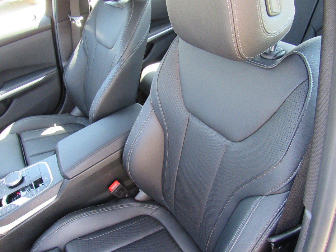 2024 BMW 3 Series 330i