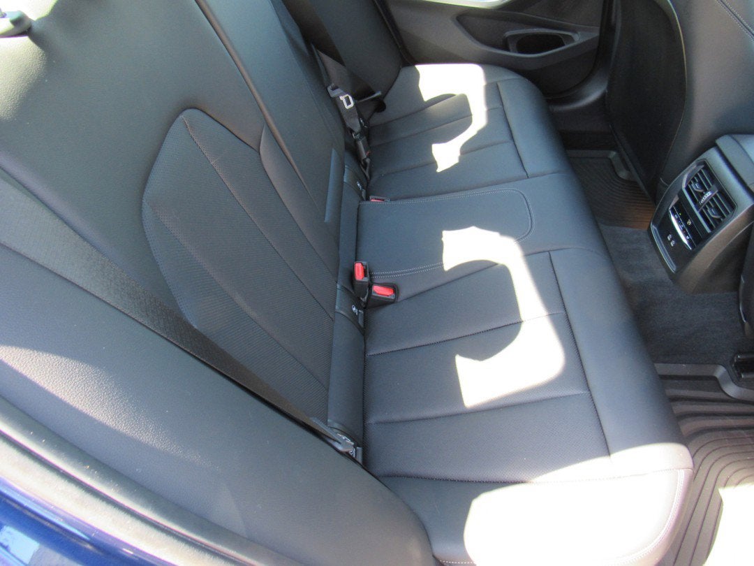 2024 BMW 3 Series 330i