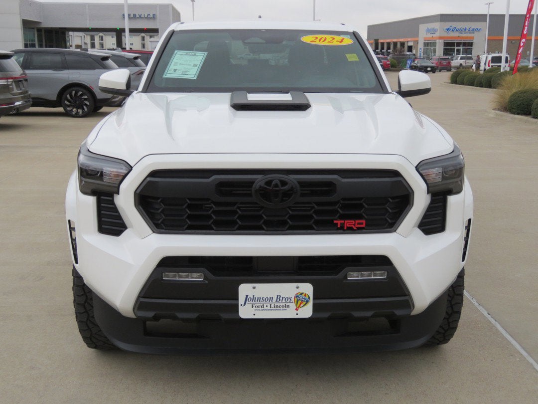 2024 Toyota Tacoma 4WD TRD Sport Hybrid