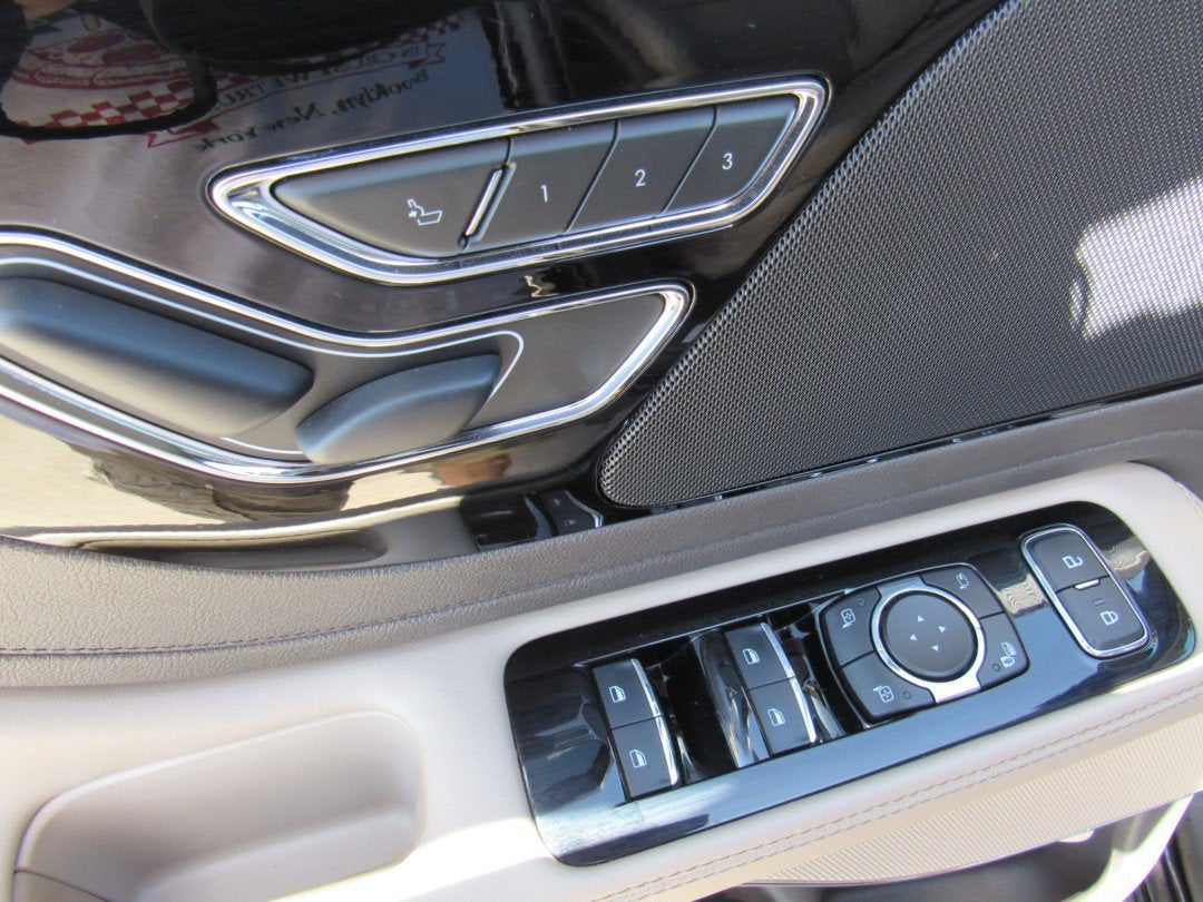 2021 Lincoln Aviator Standard