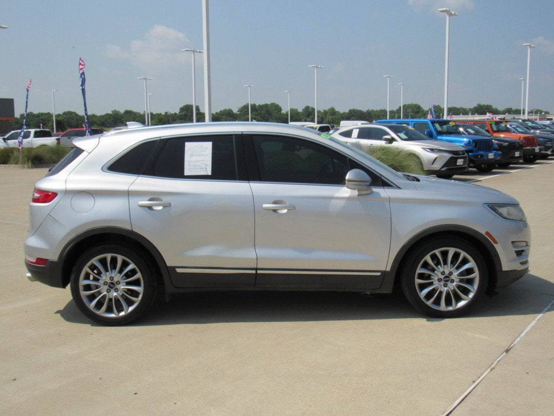 2015 Lincoln MKC Base