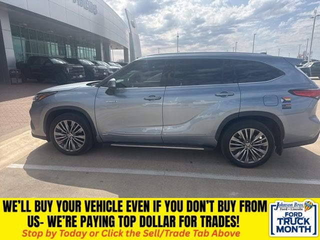 2021 Toyota Highlander Hybrid Platinum