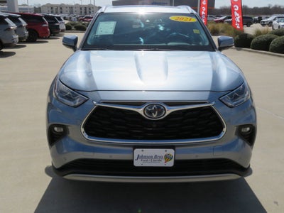 2021 Toyota Highlander Hybrid Platinum