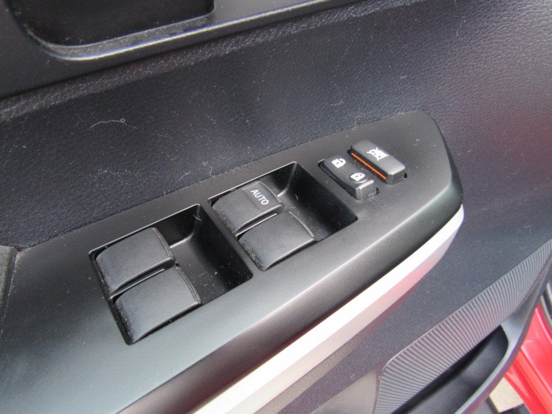 2014 Toyota Tundra 2WD Truck SR5
