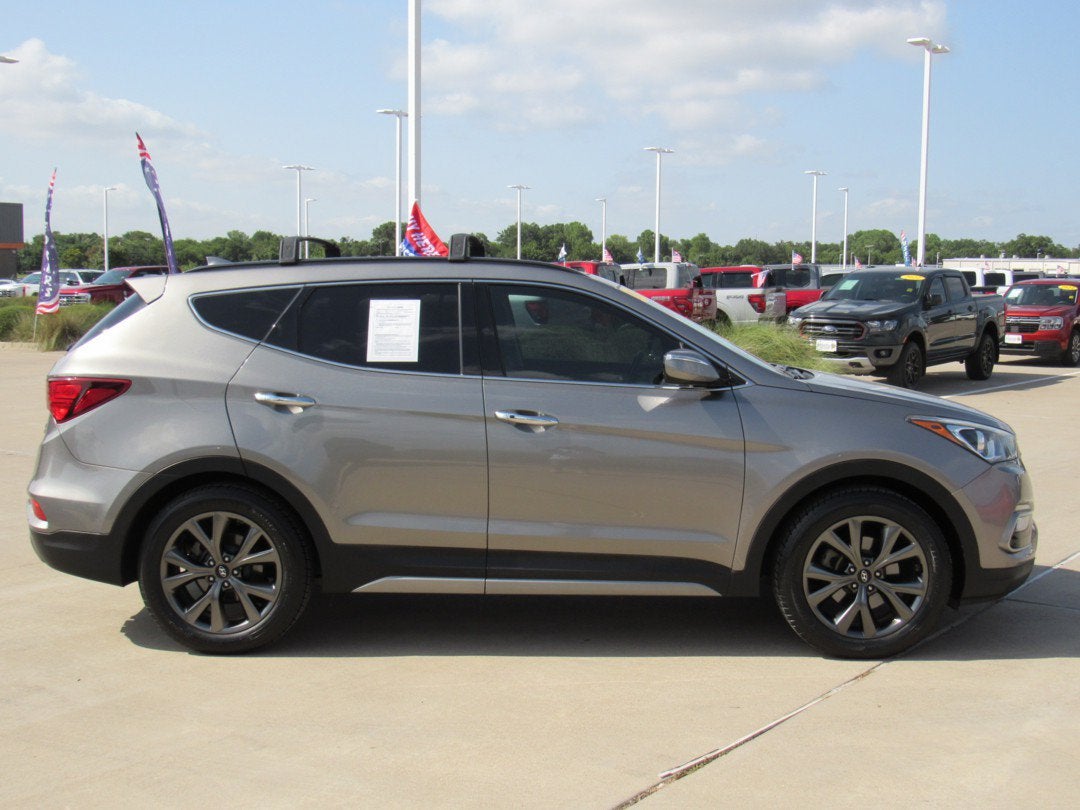 2017 Hyundai Santa Fe Sport 2.0T Ultimate