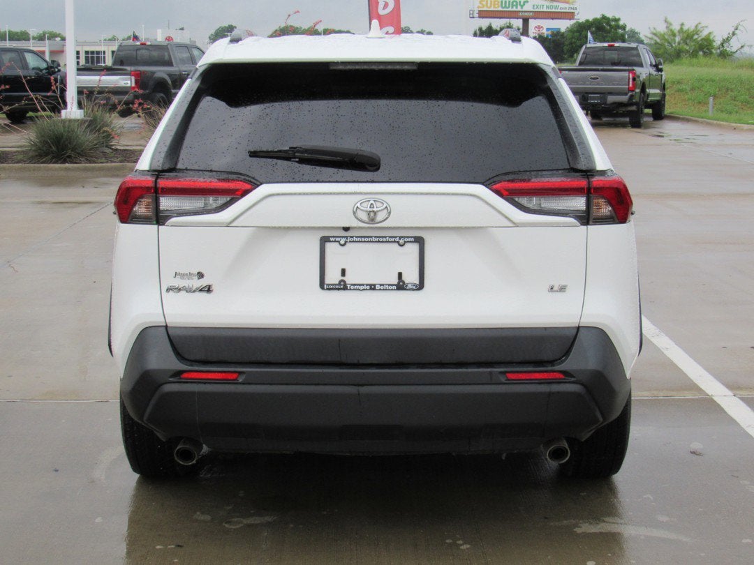 2019 Toyota RAV4 LE