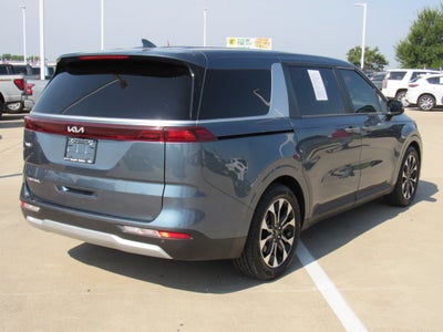 2024 Kia Carnival EX